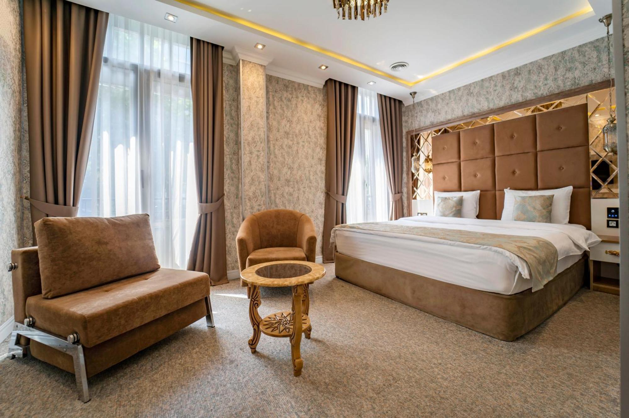 Hotel Aqua Freedom Tiflis Exterior foto